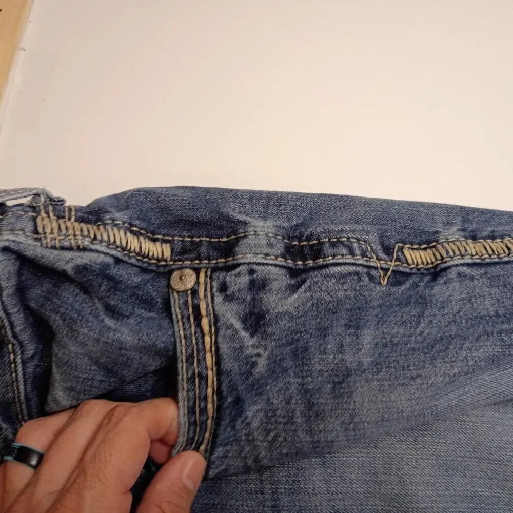 Ariat Men's Blue and Navy Jeans